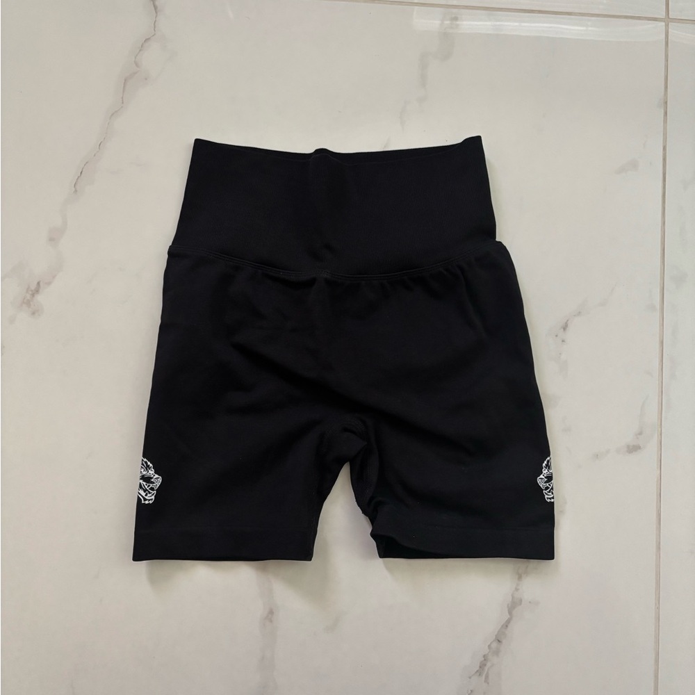 Darc Sport butt scrunch shorts